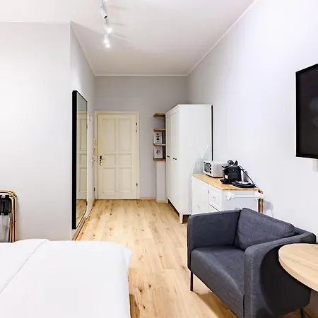 Ground-floor In Pberg Apartment Berlin