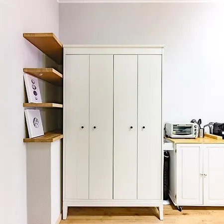 Ground-floor In Pberg Berlin