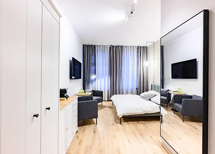 Studio7 Ground-floor In Pberg *