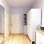 Studio7 Ground-floor In Pberg Lägenhet *