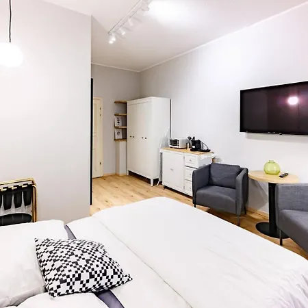 Studio7 Ground-floor In Pberg * Berlin